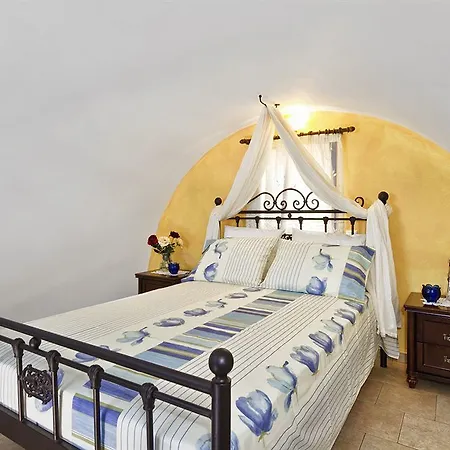 Hotel Golden East 3*