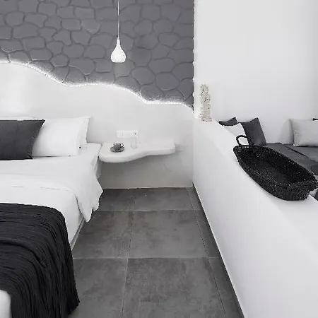 Golden East Hotel Imerovigli (Santorini)